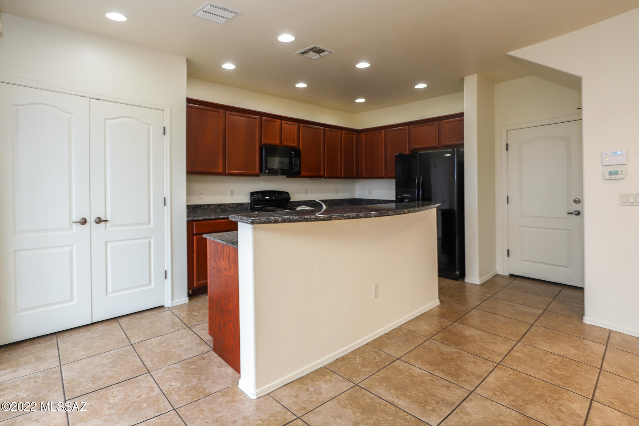 5566 North Morning Spring Avenue Tucson, AZ 85741 - Photo 6 of 30