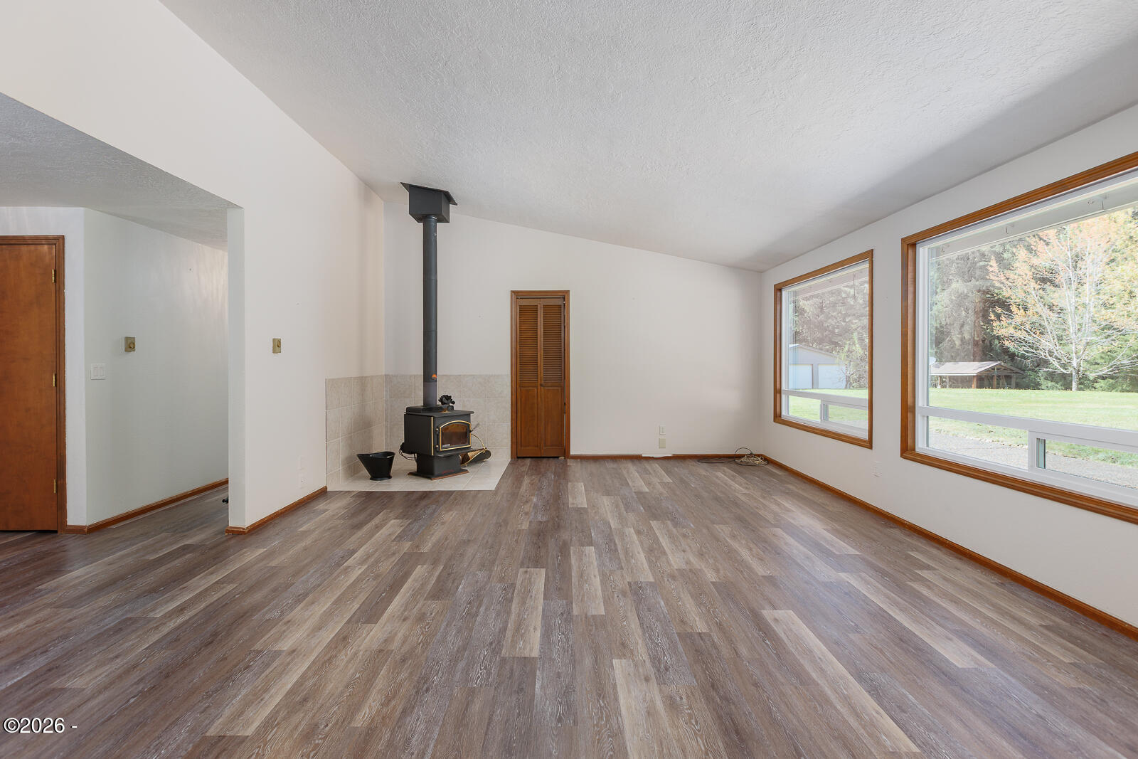 1588 Fruitvale Road Newport, OR 97365 - Photo 18 of 41 Woodstov e