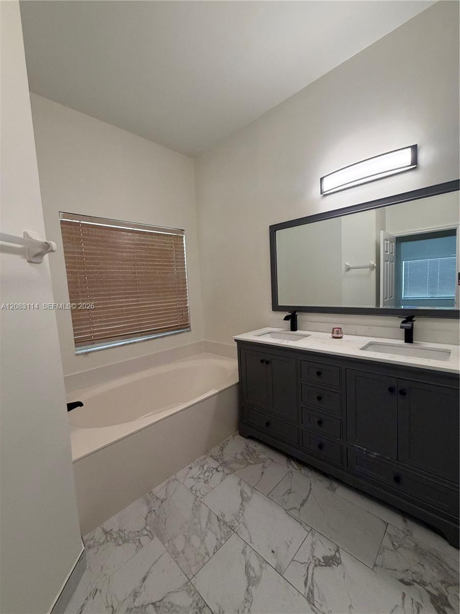 4305 Southwest 153rd Avenue Miramar, FL 33027 - Photo 13 of 24 Gallery Image 13