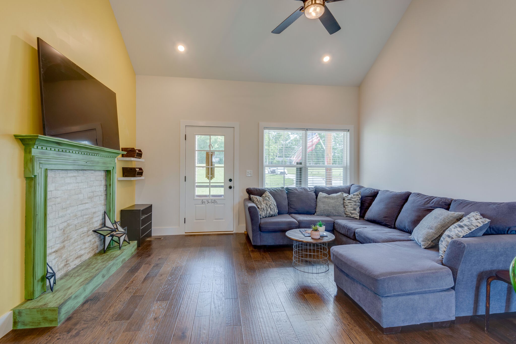 831 Hooper Road Charlotte, TN 37036 - Photo 6 of 29 Gallery Image 6