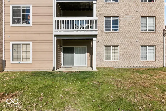 $184,999 | 4933 Opal Ridge Lane, Unit 102, Indianapolis, IN 46237