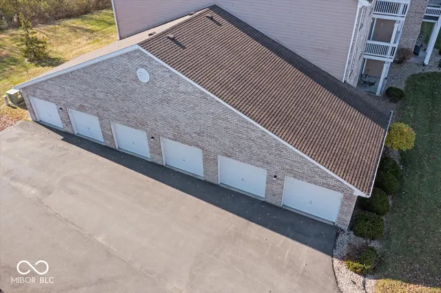 $184,999 | 4933 Opal Ridge Lane, Unit 102, Indianapolis, IN 46237