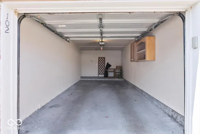 $184,999 | 4933 Opal Ridge Lane, Unit 102, Indianapolis, IN 46237