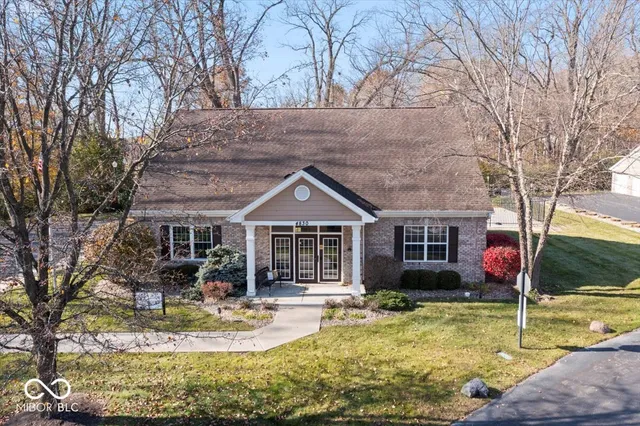 $184,999 | 4933 Opal Ridge Lane, Unit 102, Indianapolis, IN 46237