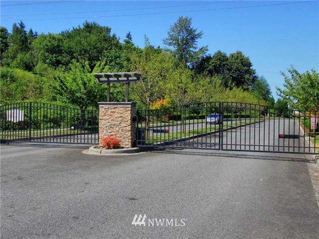 2810 Southeast 8th Street, Unit 1130 Renton, WA 98058 - Photo 2 of 13 Gallery Image 2