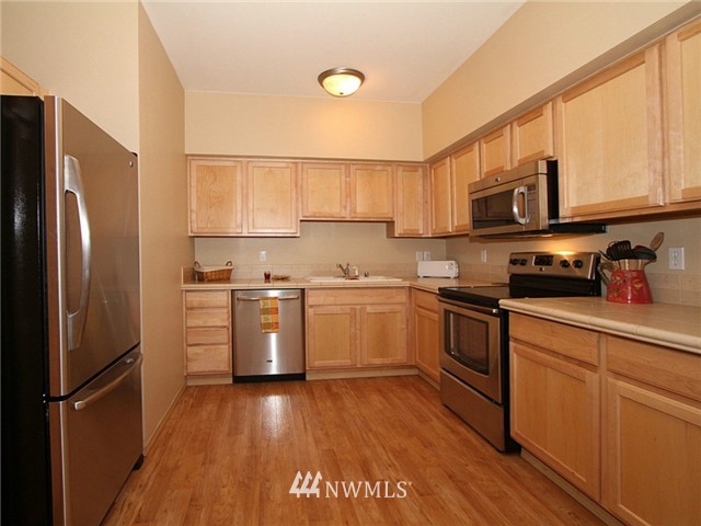 2810 Southeast 8th Street, Unit 1130 Renton, WA 98058 - Photo 7 of 13 Gallery Image 7