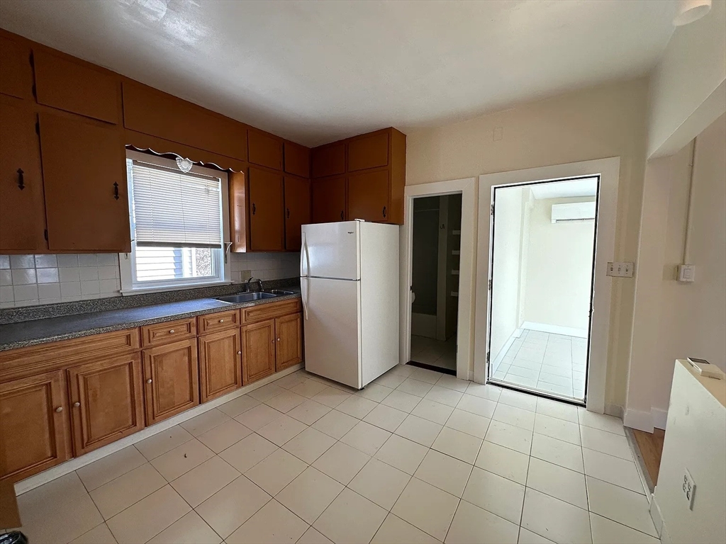 9 Playstead Road, Unit 2 Malden, MA 02148 - Photo 3 of 21