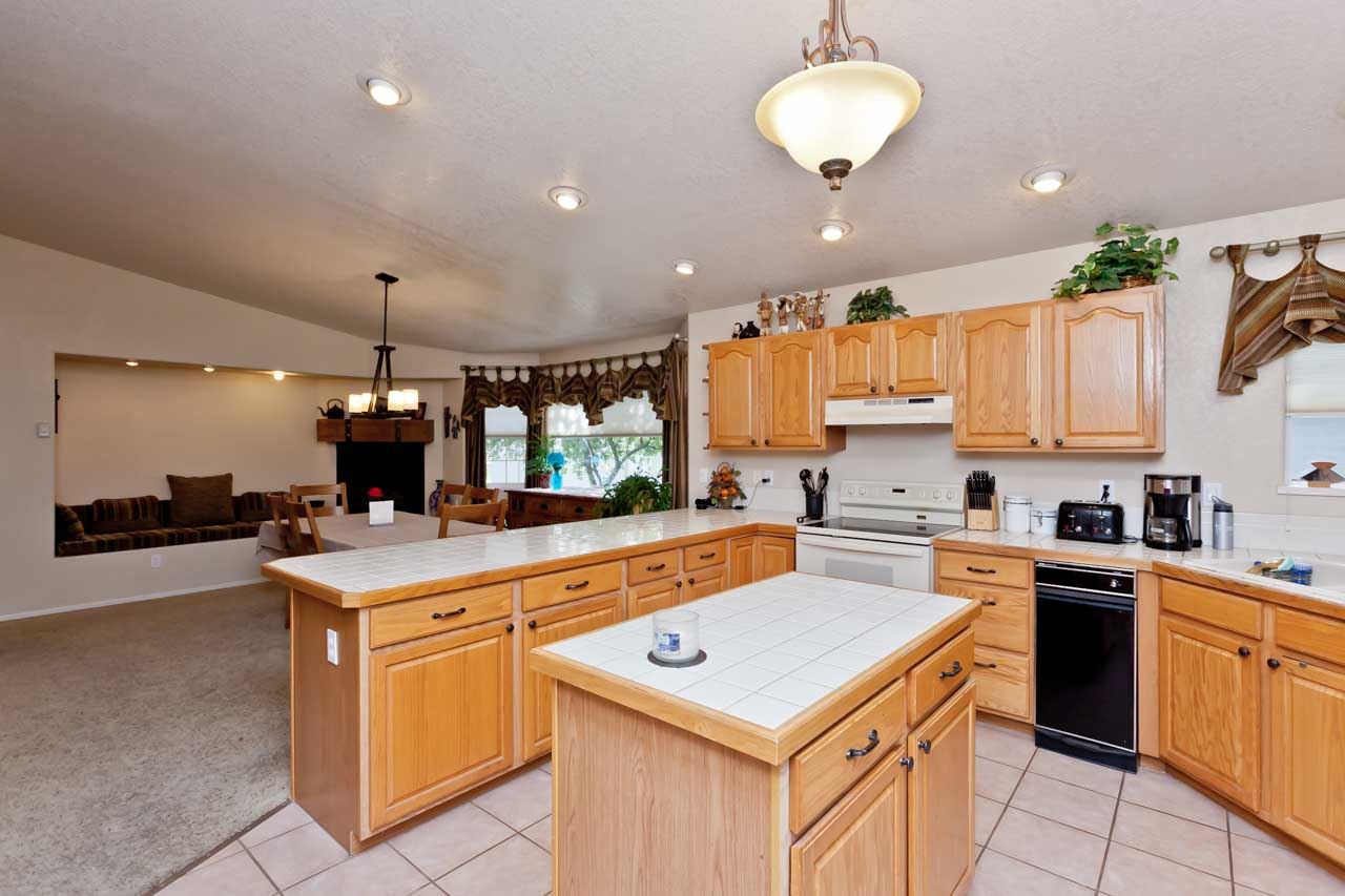 1429 Racquet Way Grand Junction, CO 81506 - Photo 5 of 31 Gallery Image 5