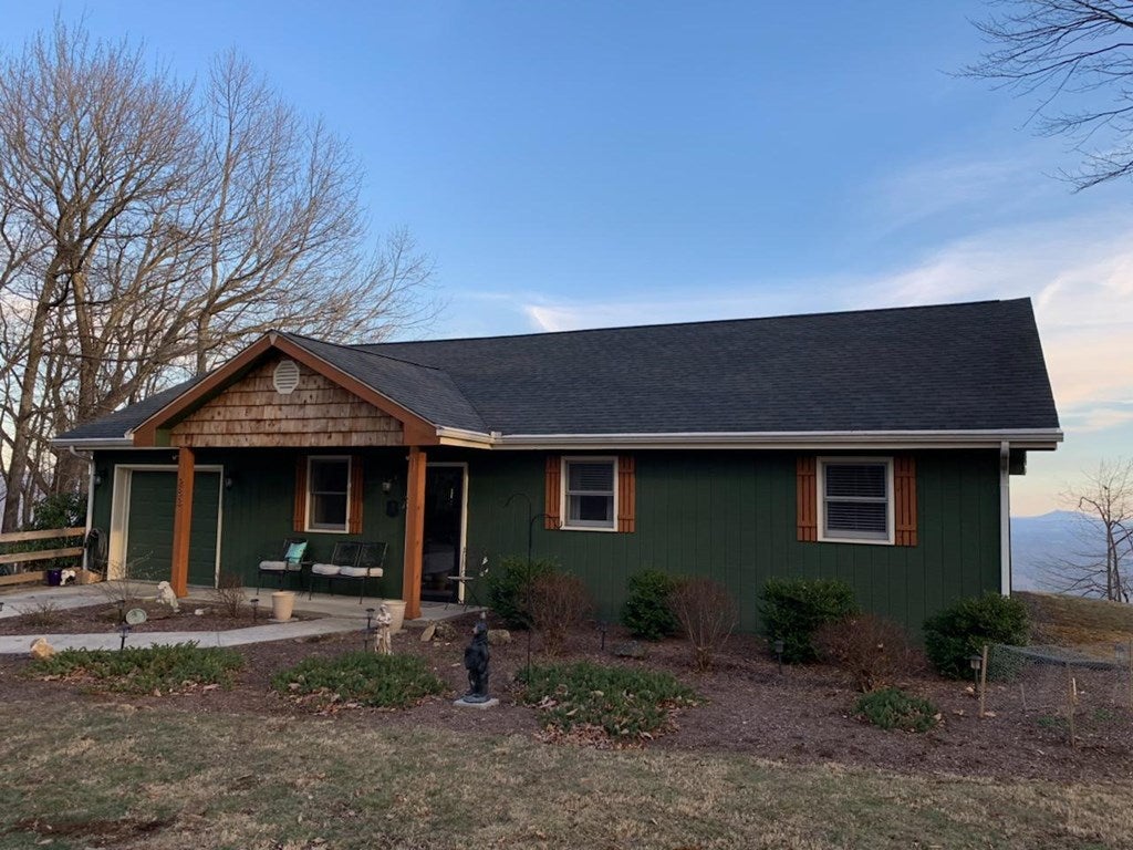 283 Flint Ridge Trail Fancy Gap, VA 24328 - Photo 3 of 63 Gallery Image 3