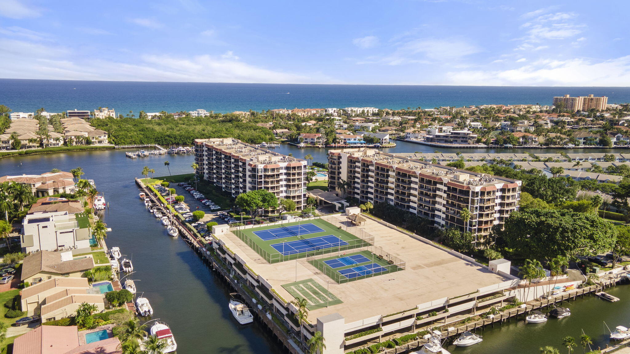 899 Jeffery Street, Unit 315 Boca Raton, FL 33487 - Photo 18 of 45 Pickleball, Tennis and Shuffleboard