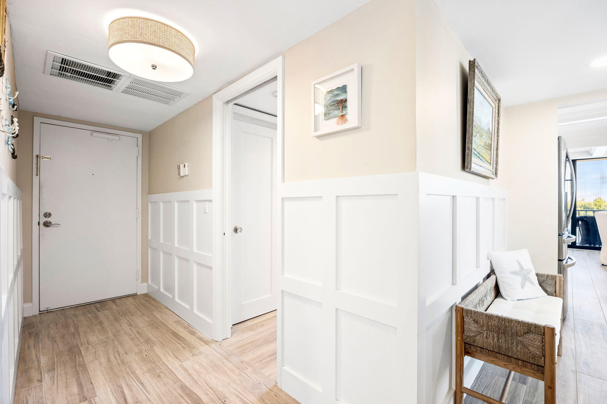 899 Jeffery Street, Unit 315 Boca Raton, FL 33487 - Photo 23 of 45 Entryway