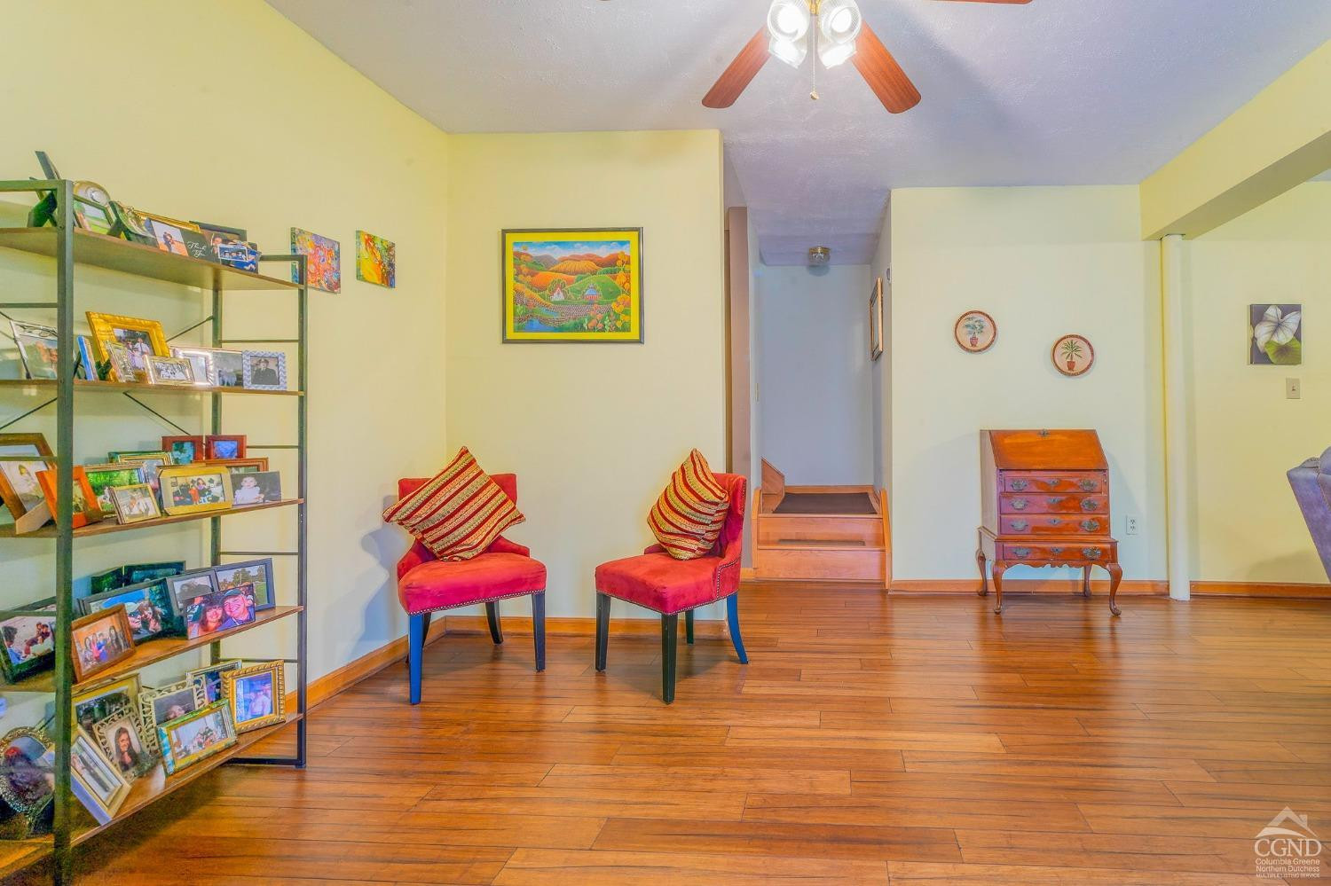 1831 Sleepy Hollow Road, Unit VV50 Athens, NY 12015 - Photo 35 of 42 a living room with furniture and wooden floor