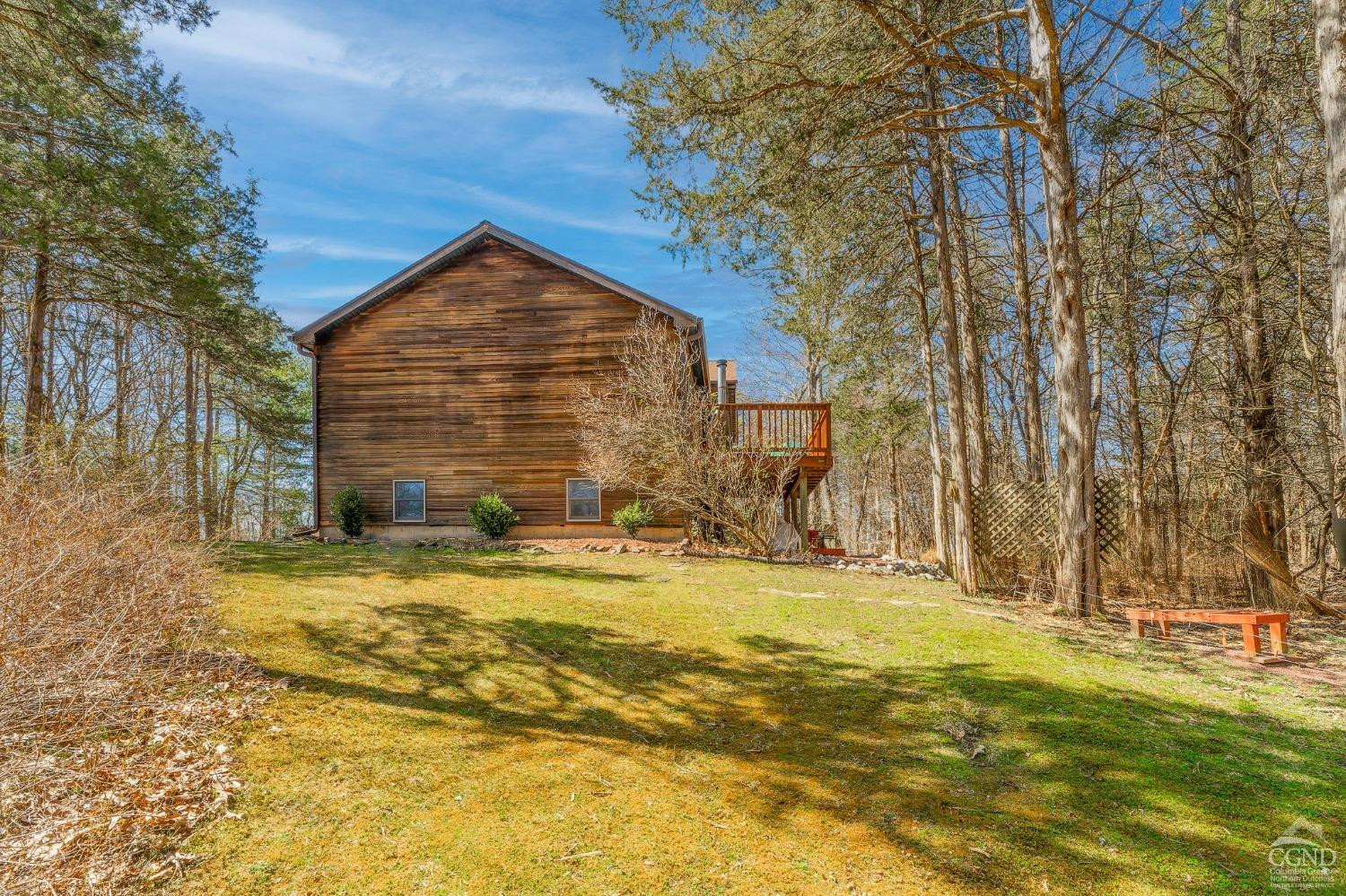 1831 Sleepy Hollow Road, Unit VV50 Athens, NY 12015 - Photo 5 of 42 a view of a house with a yard