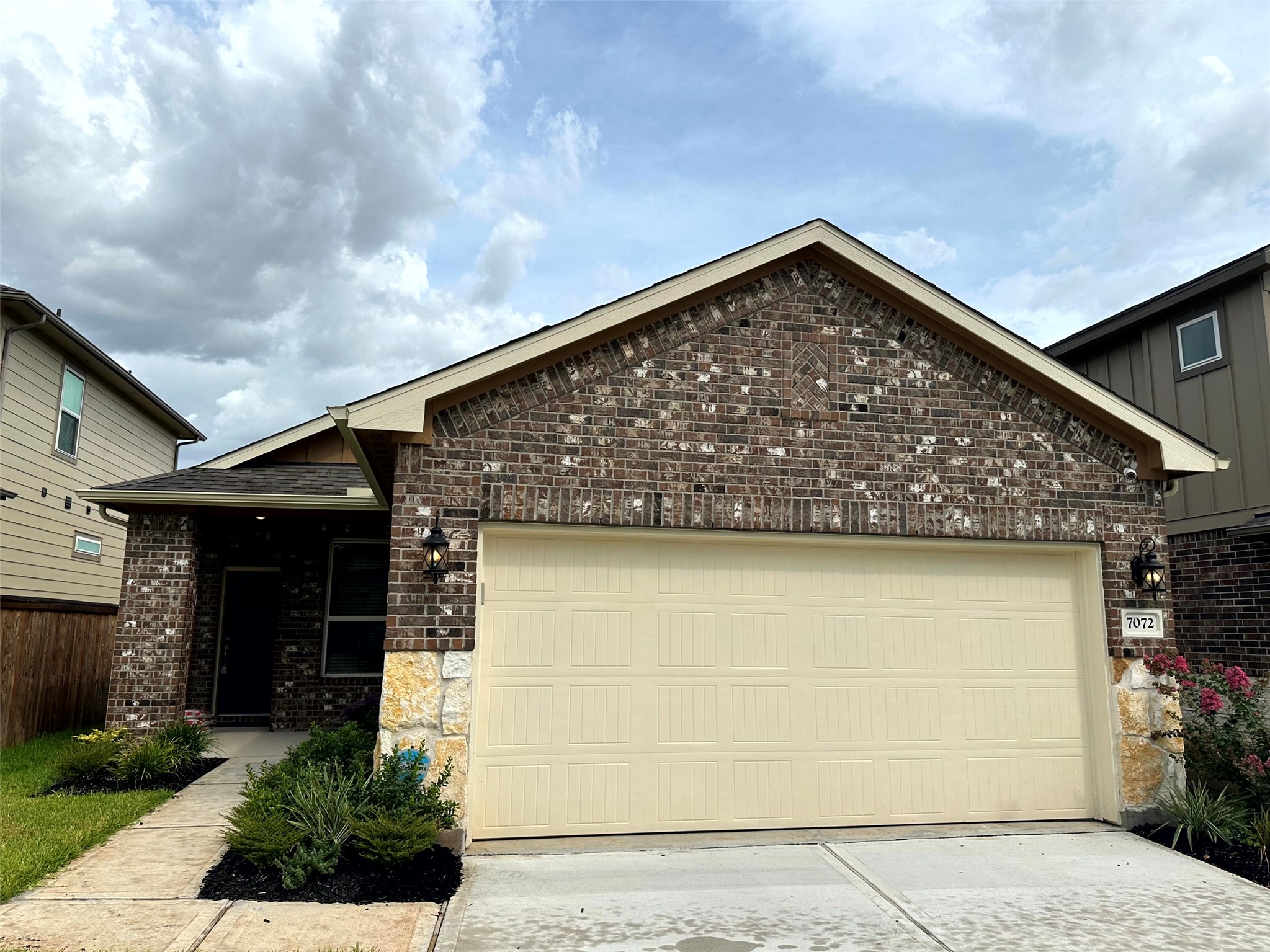 7072 Silverleaf Oak Street Conroe, TX 77304 - Photo 18 of 18 Welcome home, neighbor!