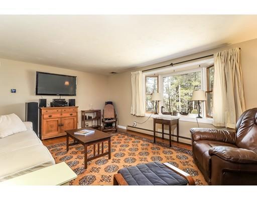 5 Heath Road Wareham, MA 02576 - Photo 4 of 30 Gallery Image 4