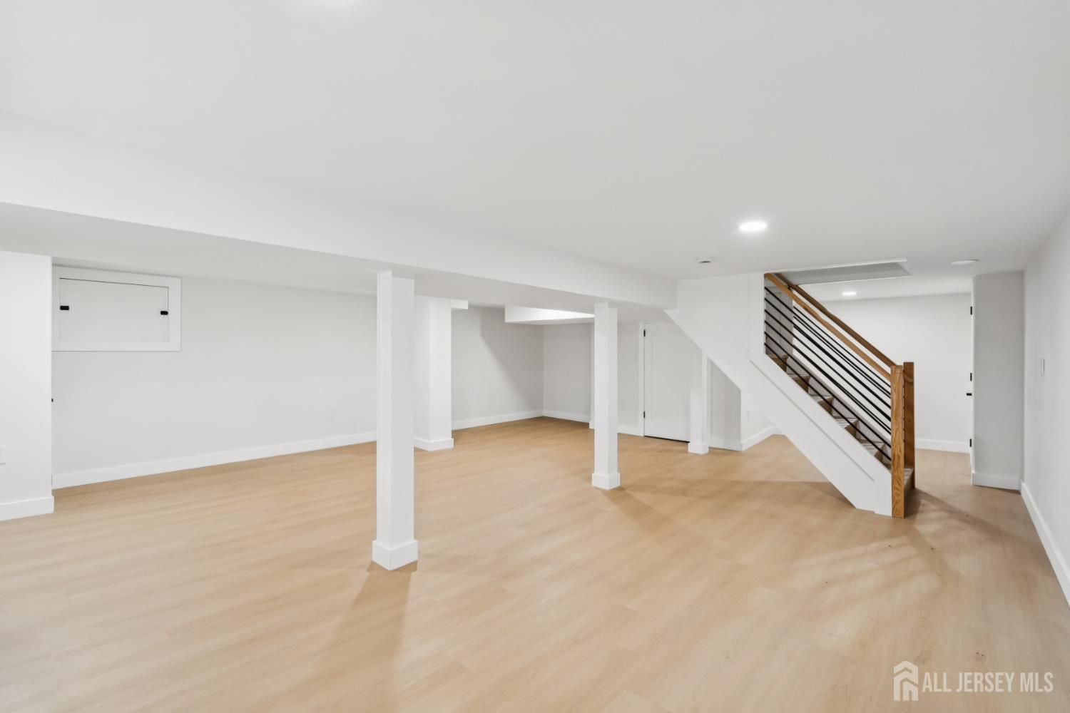 662 Summit Road Union, NJ 07083 - Photo 24 of 33