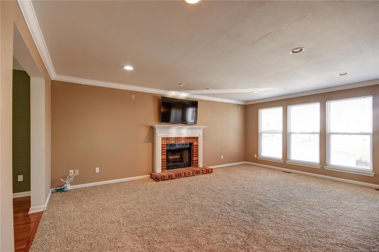 4722 Rutledge Way Drive St. Louis, MO 63129 - Photo 12 of 53 Gallery Image 12