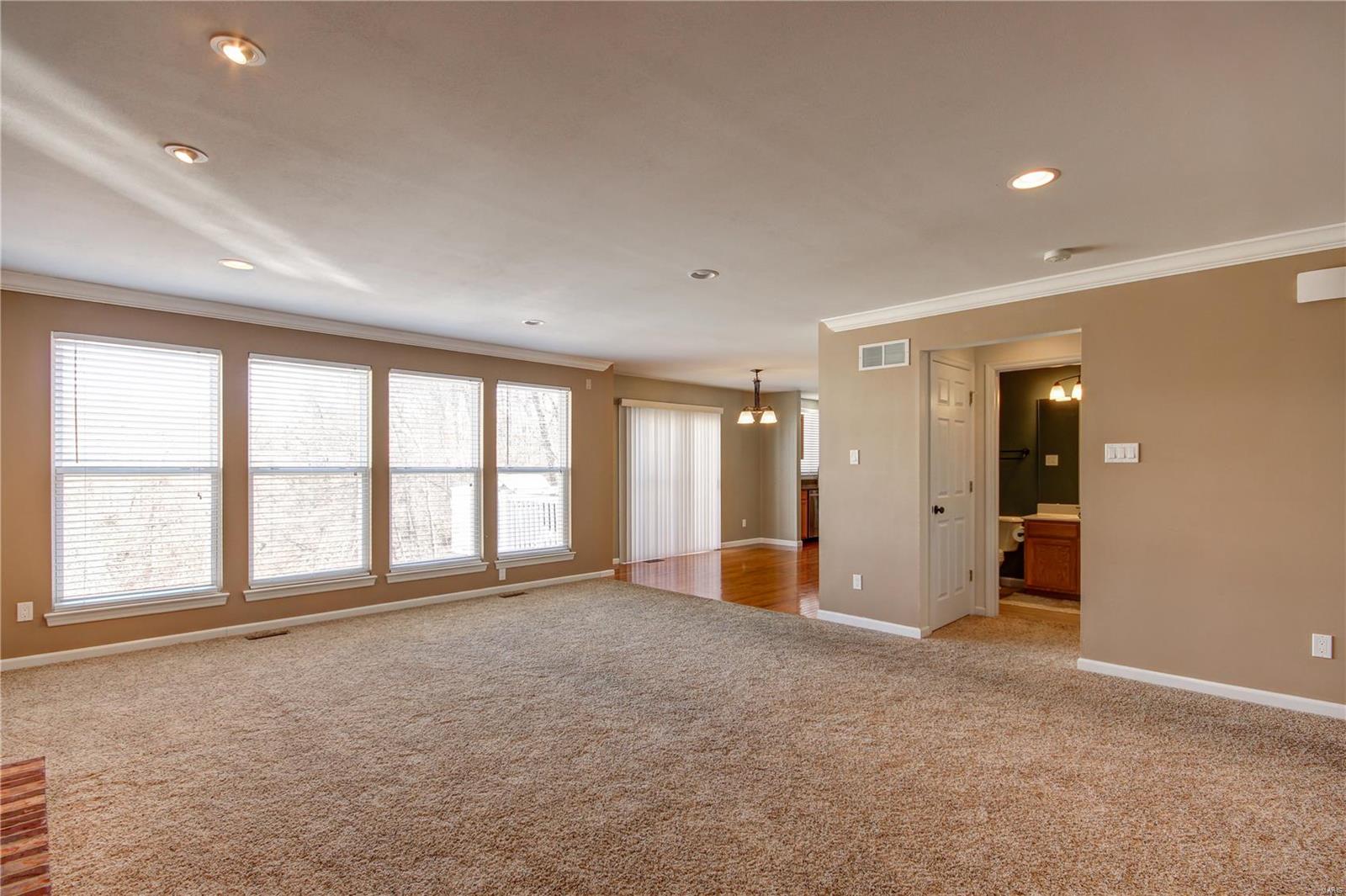 4722 Rutledge Way Drive St. Louis, MO 63129 - Photo 19 of 53 Gallery Image 19