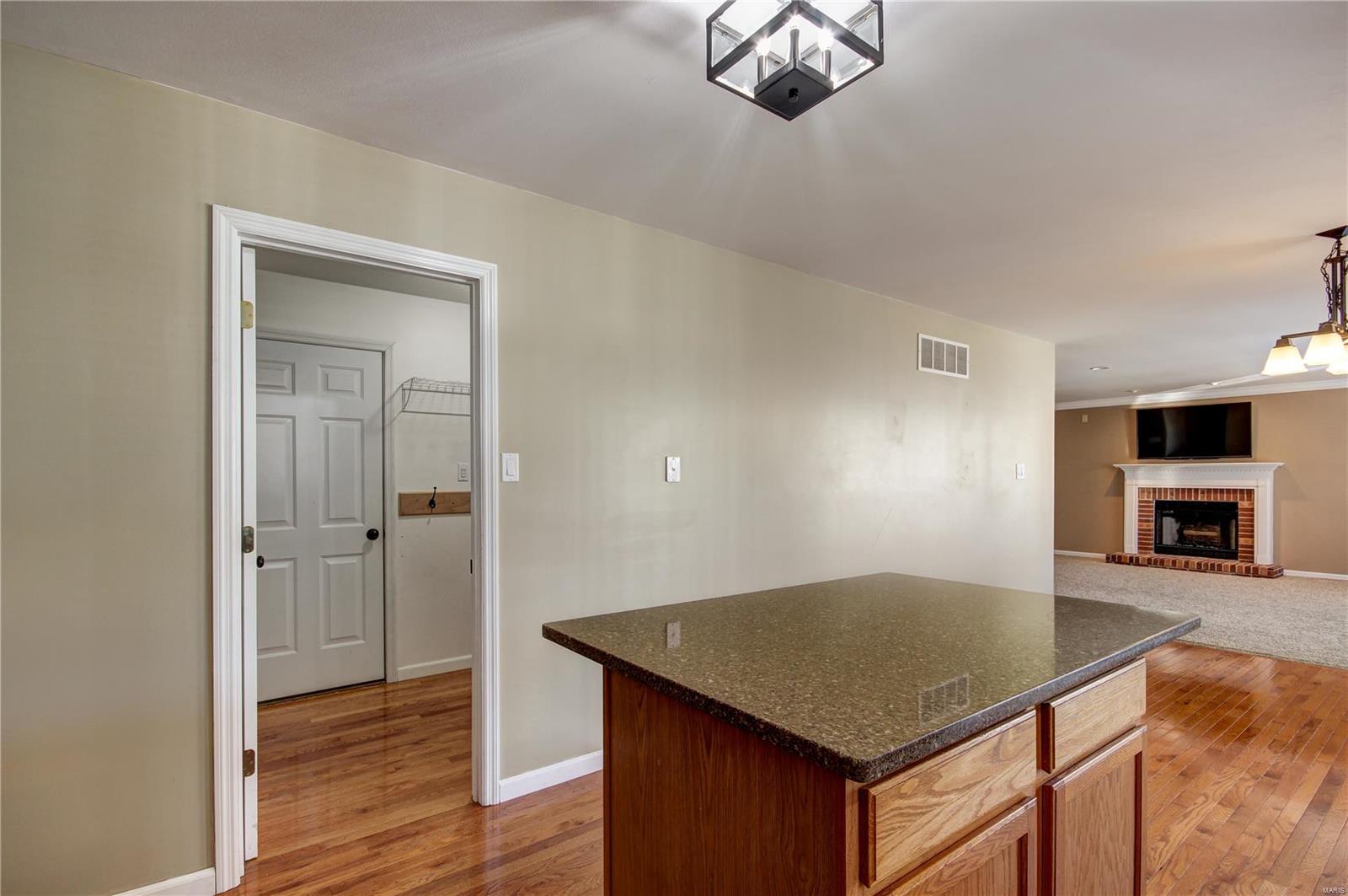 4722 Rutledge Way Drive St. Louis, MO 63129 - Photo 30 of 53 Gallery Image 30