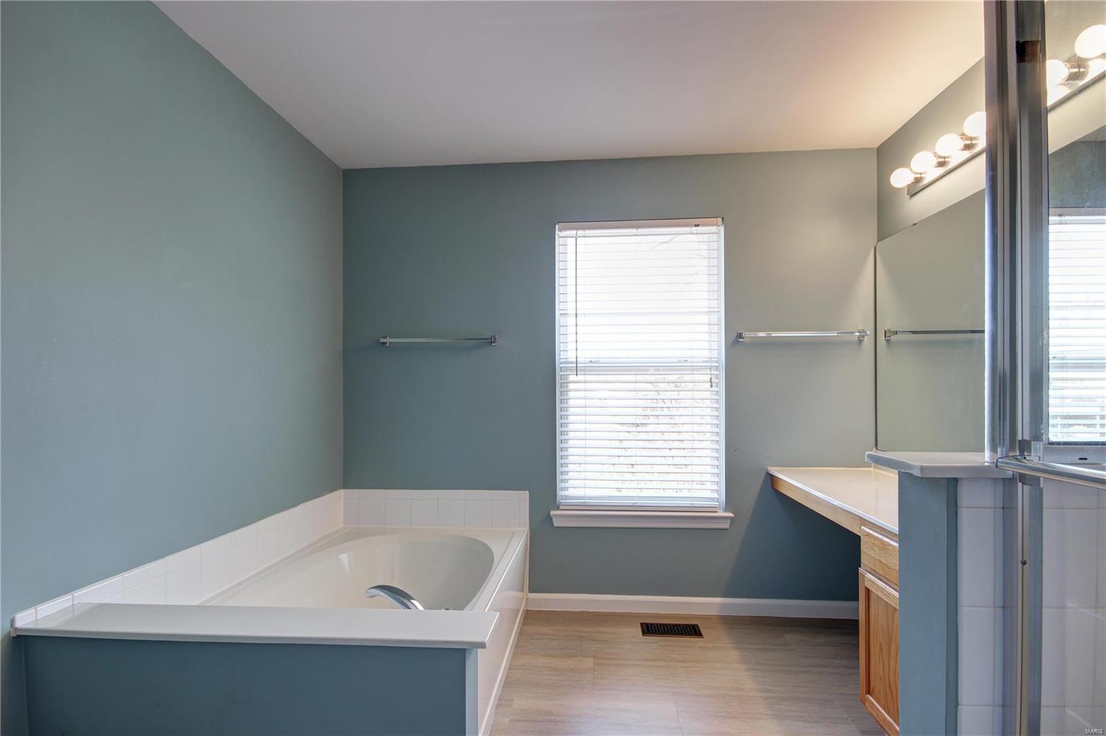 4722 Rutledge Way Drive St. Louis, MO 63129 - Photo 40 of 53 Gallery Image 40
