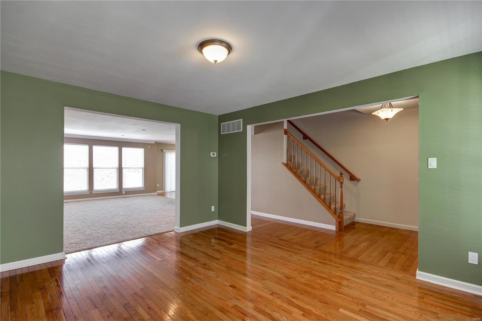 4722 Rutledge Way Drive St. Louis, MO 63129 - Photo 10 of 53 Gallery Image 10