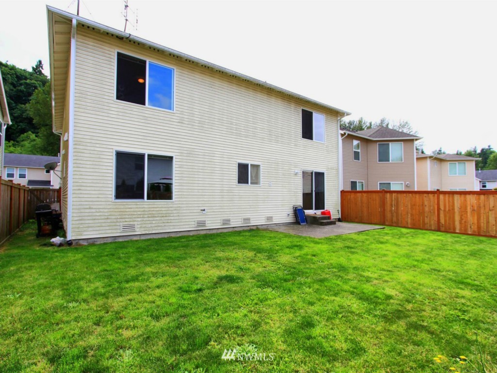 14528 Southeast 154th Street Renton, WA 98058 - Photo 13 of 15 Gallery Image 13