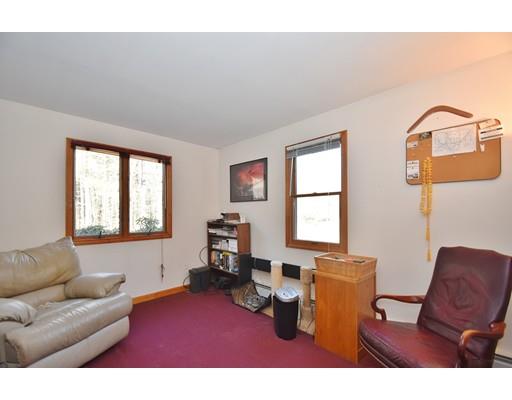 69 Barker Hill Road Townsend, MA 01469 - Photo 7 of 16 Gallery Image 7