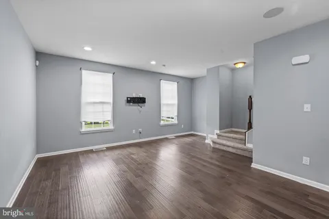 $385,000 | 58 Benford Lane, Edgewater Park, NJ 08010