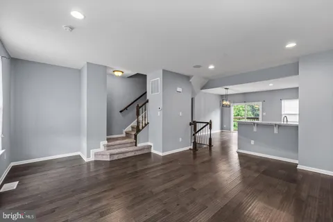 $385,000 | 58 Benford Lane, Edgewater Park, NJ 08010