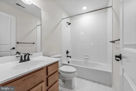 $385,000 | 58 Benford Lane, Edgewater Park, NJ 08010