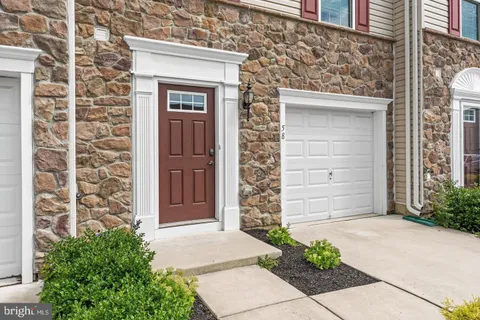 $385,000 | 58 Benford Lane, Edgewater Park, NJ 08010