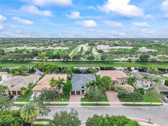 $6,700 | 10980 Northwest 78th Place, Parkland, FL 33076