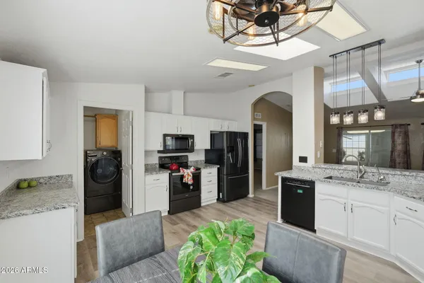 $152,500 | 3301 South Goldfield Road, Unit 1015, Apache Junction, AZ 85119