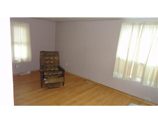 717 Vistula Road Osceola, IN 46561 - Photo 7 of 8 Gallery Image 7