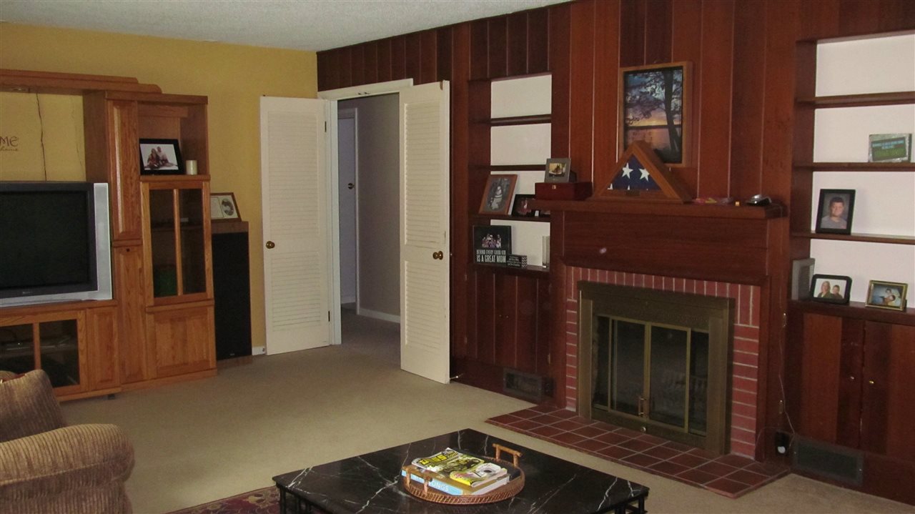 1736 Werling Road New Haven, IN 46774 - Photo 13 of 30 Gallery Image 13