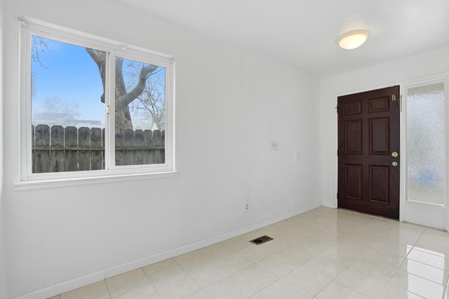 161 Edgewater Place Pittsburg, CA 94565 - Photo 27 of 32