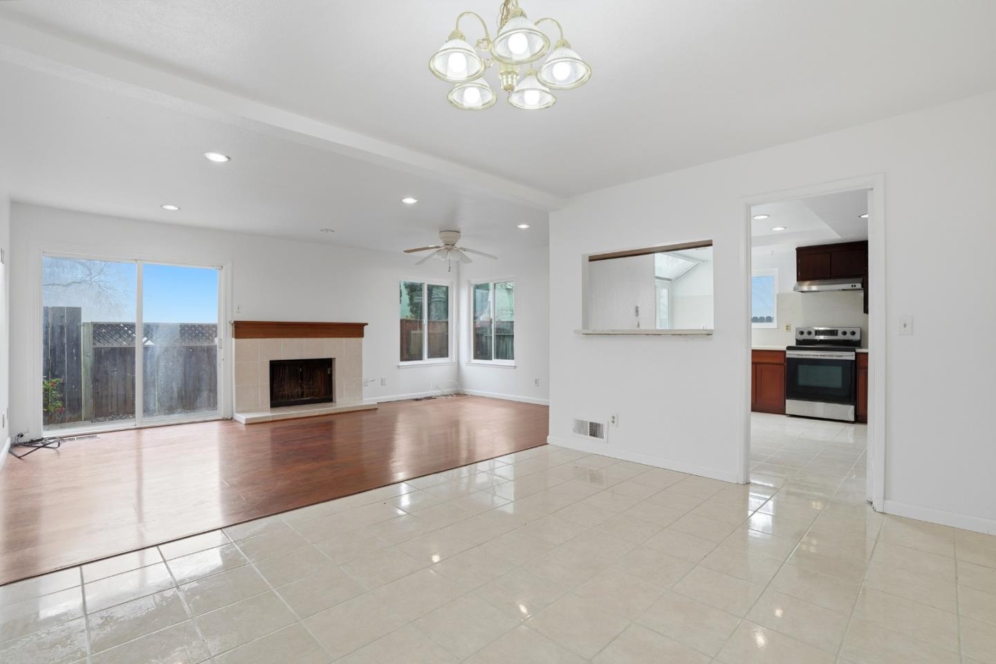 161 Edgewater Place Pittsburg, CA 94565 - Photo 30 of 32