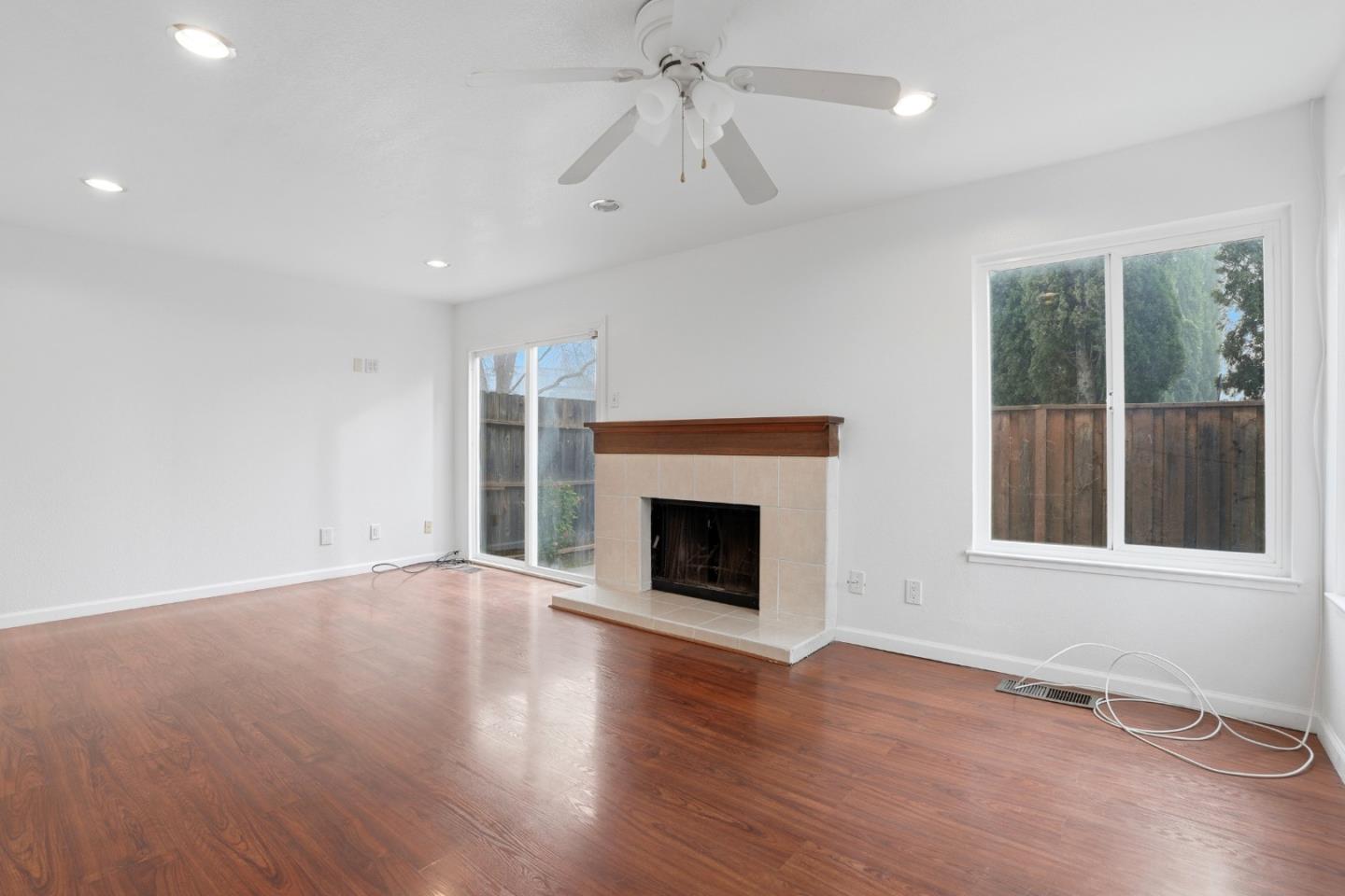 161 Edgewater Place Pittsburg, CA 94565 - Photo 4 of 32