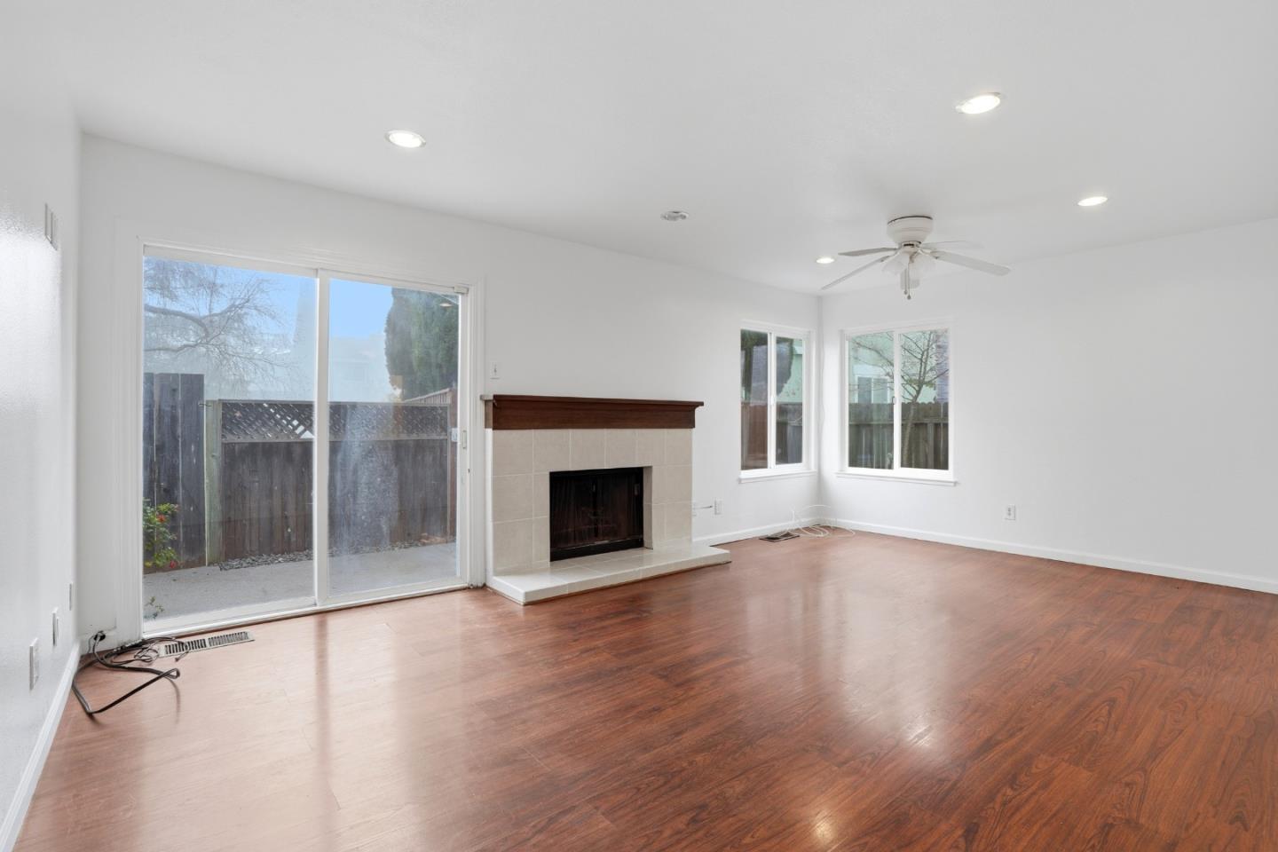 161 Edgewater Place Pittsburg, CA 94565 - Photo 7 of 32
