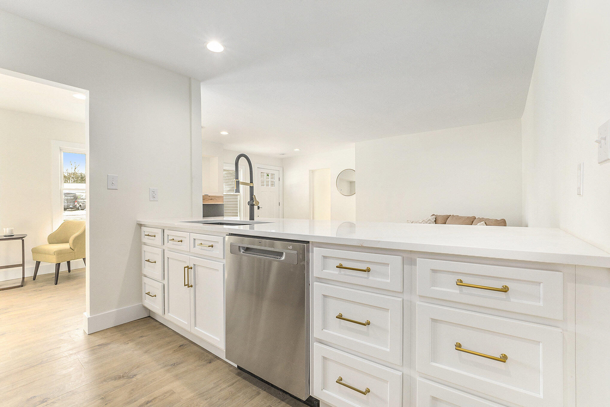 975 Port Sheldon Street Jenison, MI 49428 - Photo 6 of 24 img_4906_681