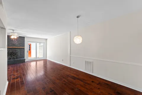 $580,000 | 3966 Far W Boulevard, Austin, TX 78731