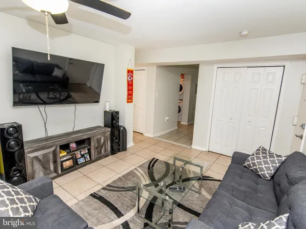 $190,000 | 3934 Bel Pre Road, Unit 39342, Silver Spring, MD 20906