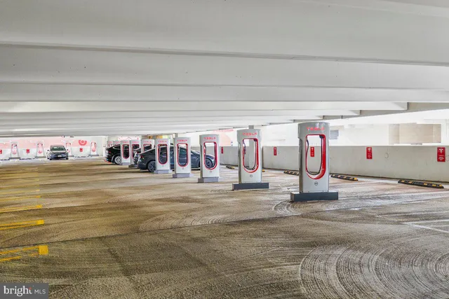 $3,600,000 | 1915 Towne Centre Boulevard, Unit 405 & 406, Annapolis, MD 21401