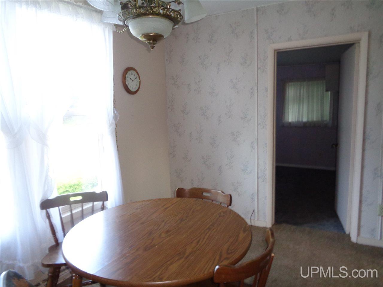 3 Oak Street L'Anse, MI 49946 - Photo 5 of 12