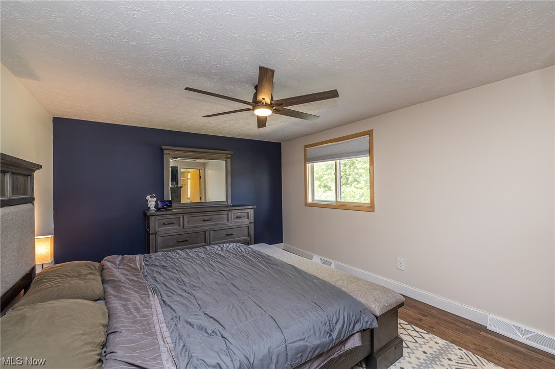 7359 Ames Road Cleveland, OH 44129 - Photo 15 of 29 Gallery Image 15