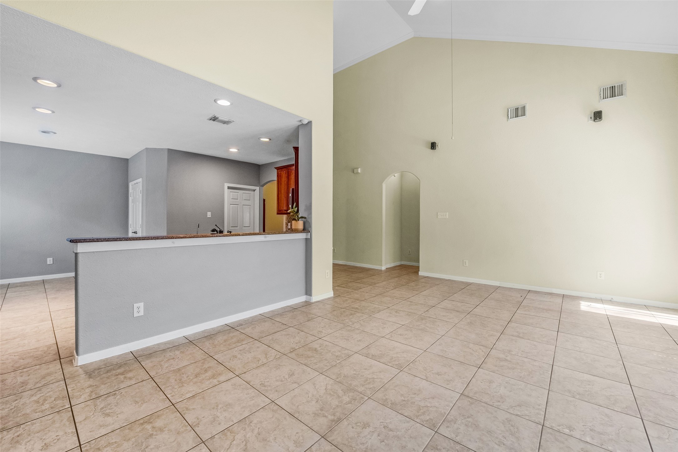 7 Ebony Oaks Place Spring, TX 77382 - Photo 13 of 37
