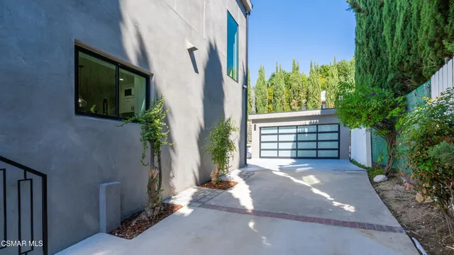 $2,350,000 | 3129 Orange Avenue, La Crescenta, CA 91214