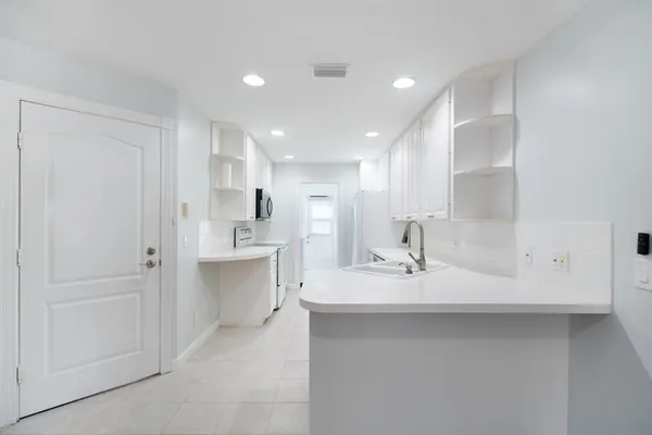 $3,400 | 329 Legare Court, Jupiter, FL 33458