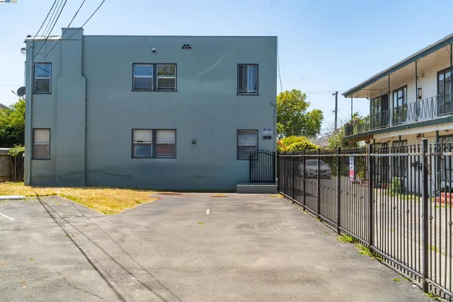 a backyard of a house