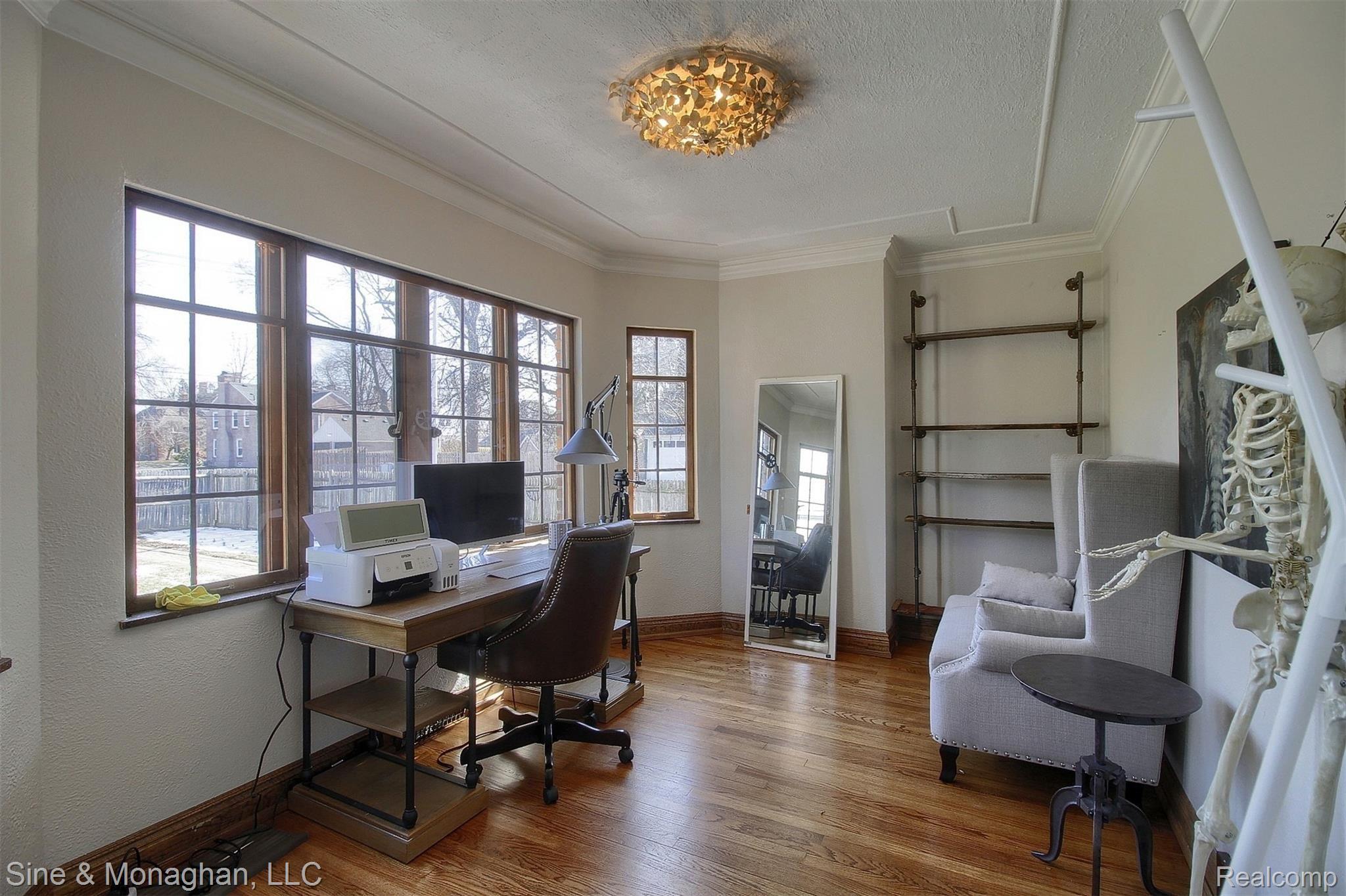 600 Lincoln Road Grosse Pointe, MI 48230 - Photo 11 of 37 4-Office.jpg